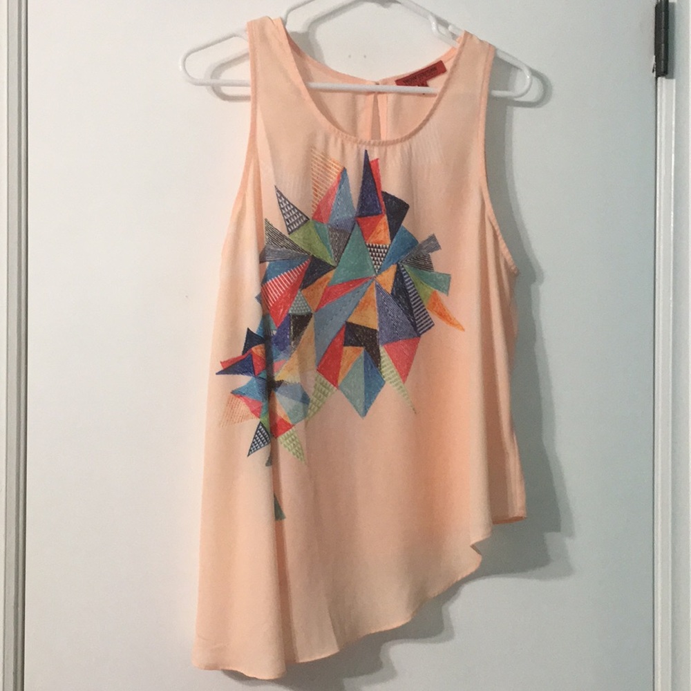 Peach graphic asymmetrical high-lo sheer tank M